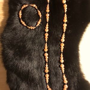 Set! Dark Cream with Small Black Bead necklace!